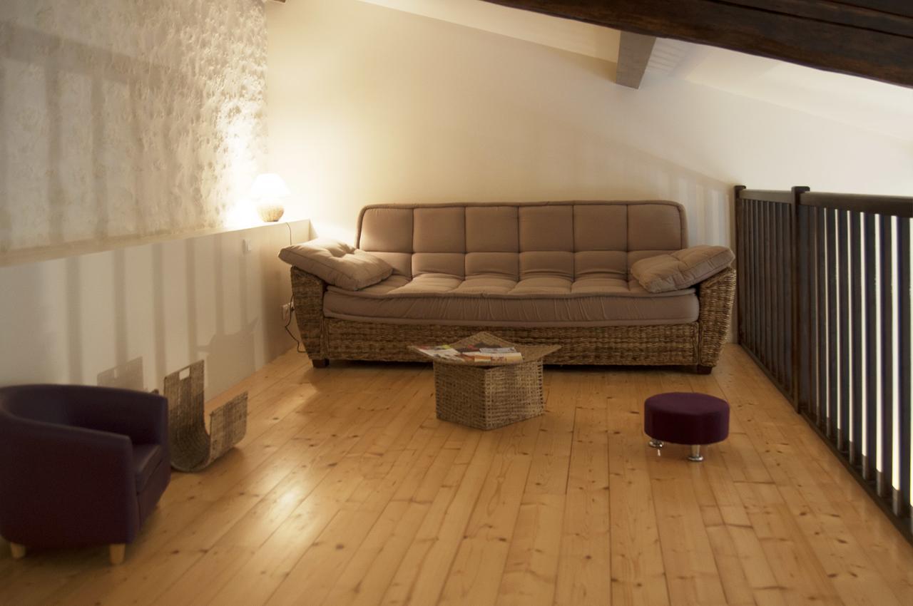 Chambre D'Hotes Clos Des Pierres Blanches Brie-sous-Archiac Exterior photo